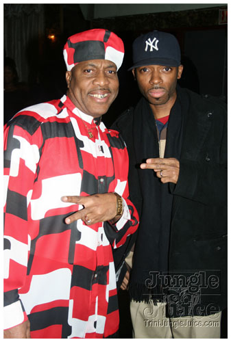 contagious3_nov26-042