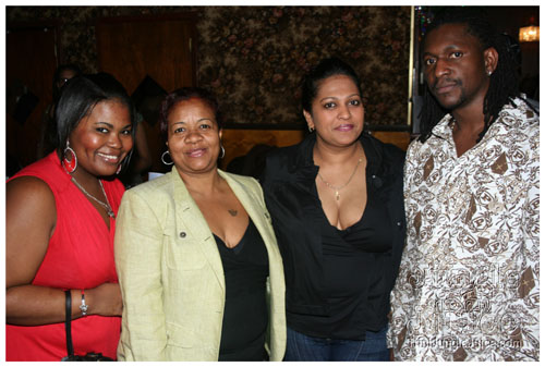 contagious3_nov26-052