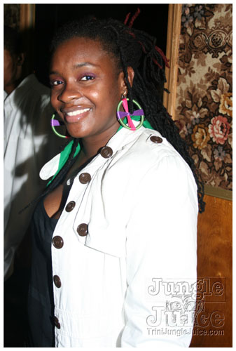 contagious3_nov26-074