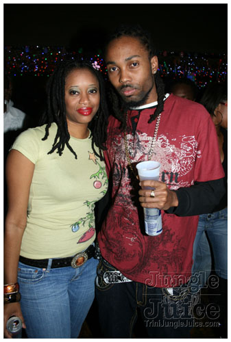 contagious3_nov26-075