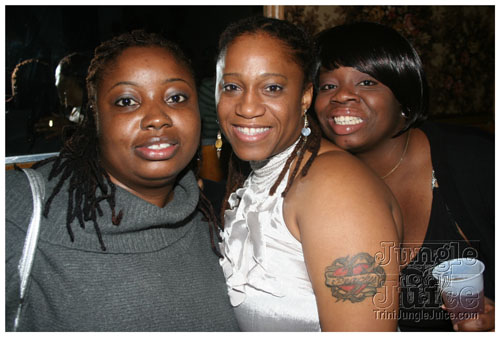 contagious3_nov26-085