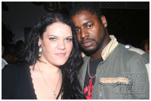 contagious3_nov26-095