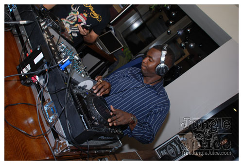 cuchi_la_la_dec13-041