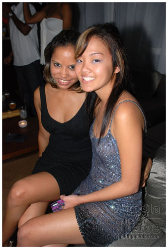 curious_the_rebirth_2008-011