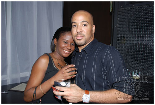 curious_the_rebirth_2008-044