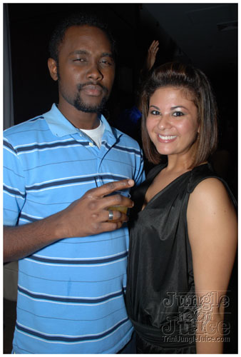 curious_the_rebirth_2008-050