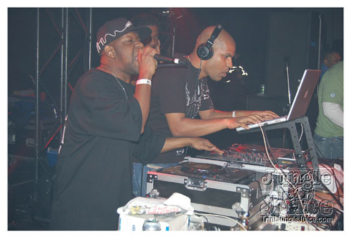 doh_cry_ah_leavin_08-045