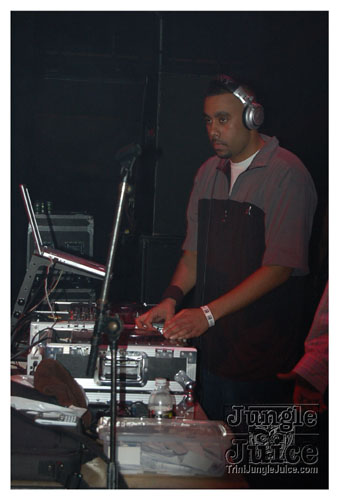 doh_cry_ah_leavin_08-063