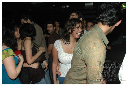 de_warm_up_session_2008036