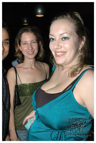 de_warm_up_session_2008067