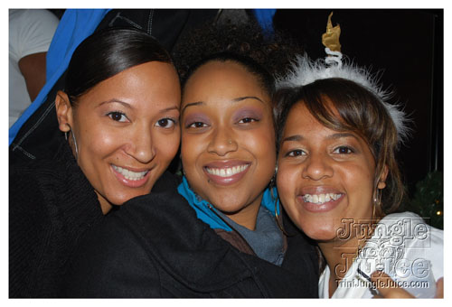 dr_jay_xmas_party_2k8-006