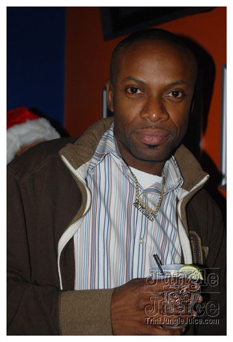 dr_jay_xmas_party_2k8-026