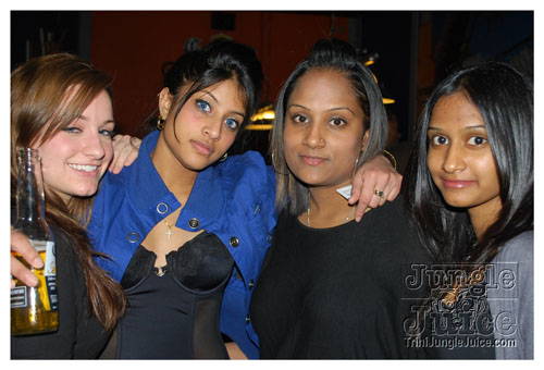 dr_jay_xmas_party_2k8-034