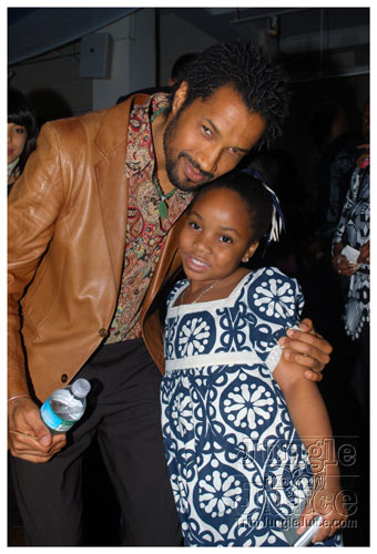 earth_member_life_launch_nov11-044