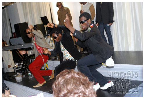 earth_member_life_launch_nov11-120