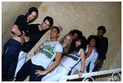 earth_member_life_launch_nov11-139