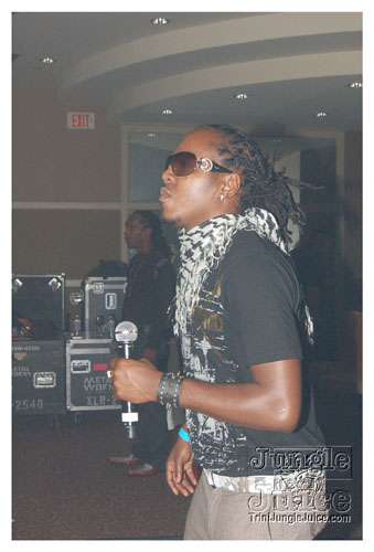 euphoria_machel_montano_hd-125