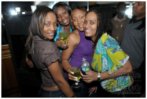 first_fridays_dec5-030