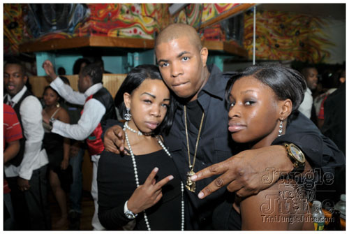 first_fridays_dec5-032