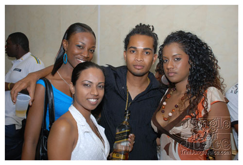 flight_cruise_may2k8-086