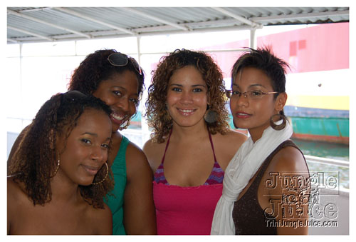 flight_cruise_premium_oct08-004