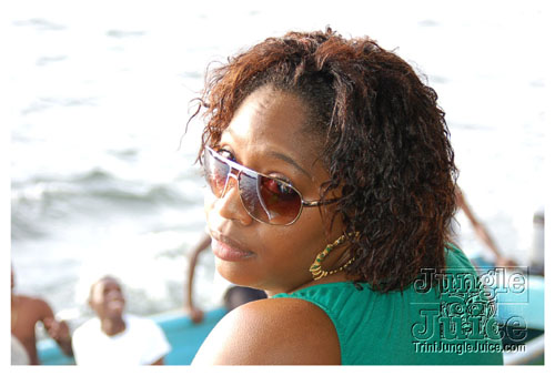 flight_cruise_premium_oct08-009