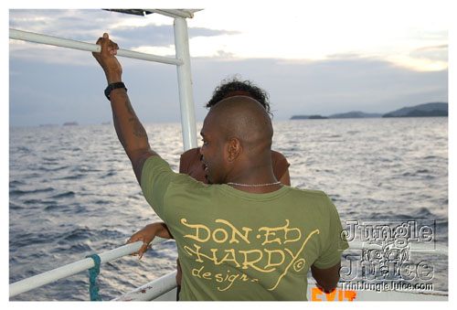 flight_cruise_premium_oct08-016