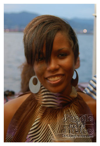 flight_cruise_premium_oct08-023