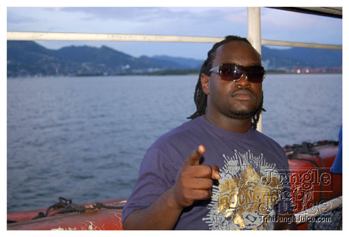 flight_cruise_premium_oct08-024