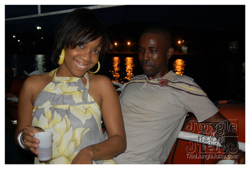 flight_cruise_premium_oct08-038