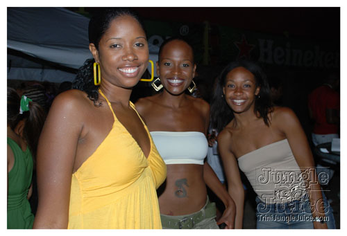 flip_flops_carnival_2008-055