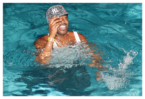 flip_flops_carnival_2008-110