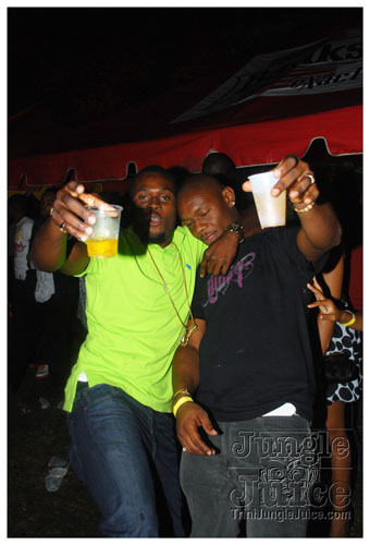 forbidden_addicted_dec27-064