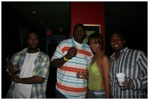 friends_bachannal_08-30