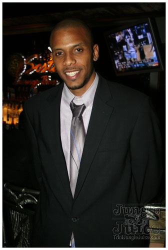 friends_bachannal_08-34