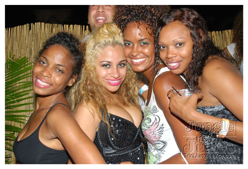 friends_miami_carnival_oct08-005