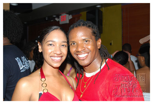 friends_miami_carnival_oct08-007