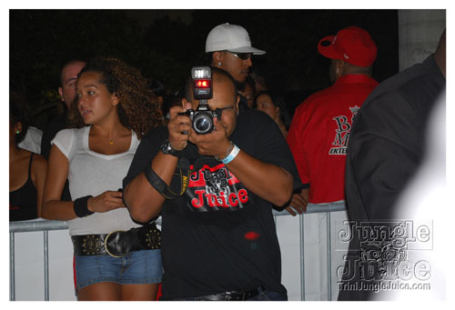 friends_miami_carnival_oct08-042