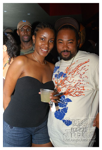 friends_miami_carnival_oct08-051