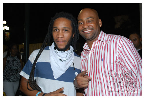 friends_miami_carnival_oct08-071