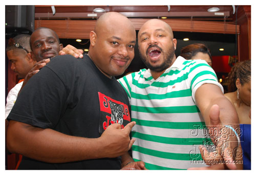 friends_miami_carnival_oct08-085