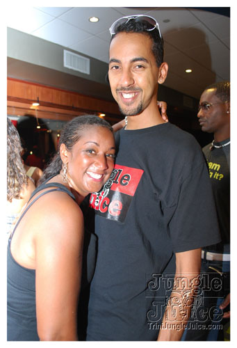 friends_miami_carnival_oct08-086