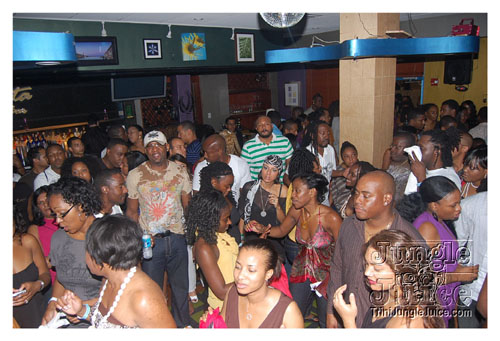 friends_miami_carnival_oct08-132