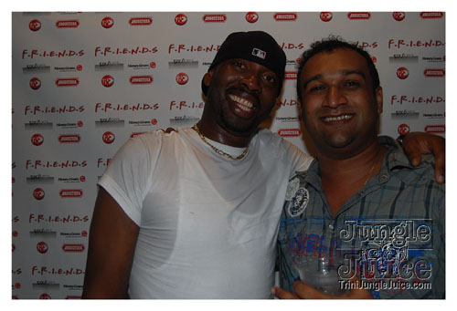 friends_miami_carnival_oct08-142