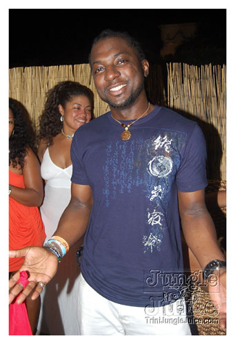 friends_miami_carnival_oct08-143