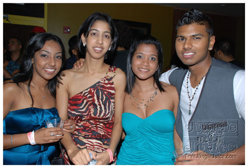 friends_oct08_precarnival-026