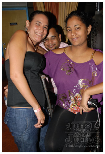 friends_oct08_precarnival-070