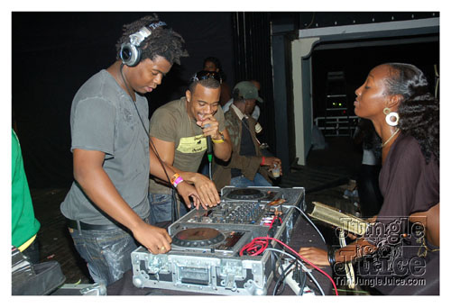 full_joy_yuhself_mar29-053