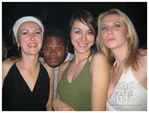 ganja_farmer_live_oct3-017