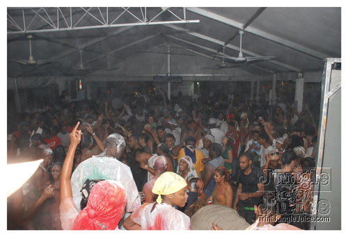 genx_jouvert_2008-025